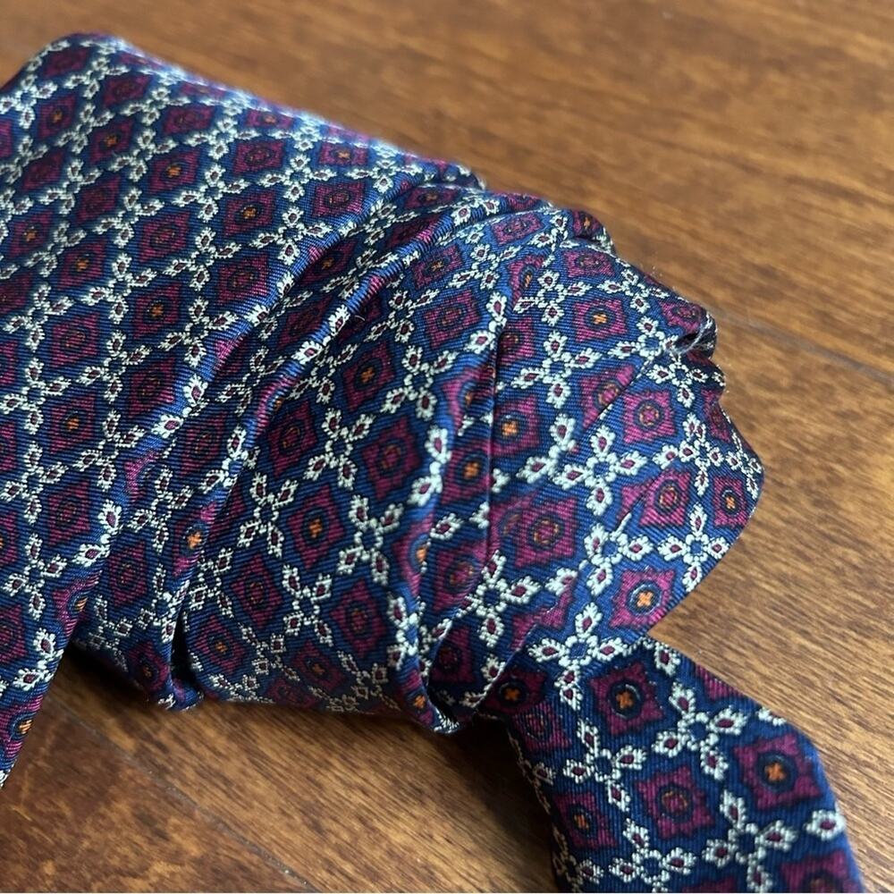 Posh Newport Beach Vintage Red & Blue Geometric Silk Tie, Hand Printed in Italy - Picture 2 of 12